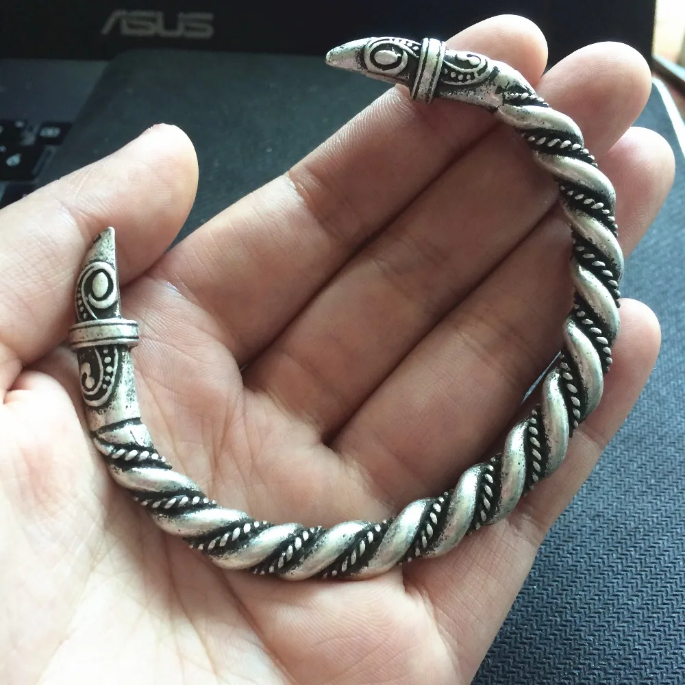 

Drop shipping Viking Odin's Raven Head Bracelet Hugin and Munin Ravens -Norse Mythology Ragnar Crow Skyrim Bangle for men gift