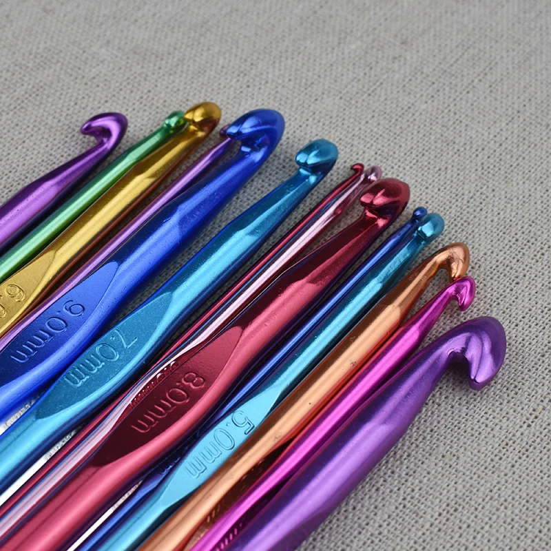 14 шт Looen смешанные размеры 2-10 мм многоцветные Алюминиевые крючки для вязания крючком Набор для плетения пряжи спицы для шитья ремесленные крючки для женщин