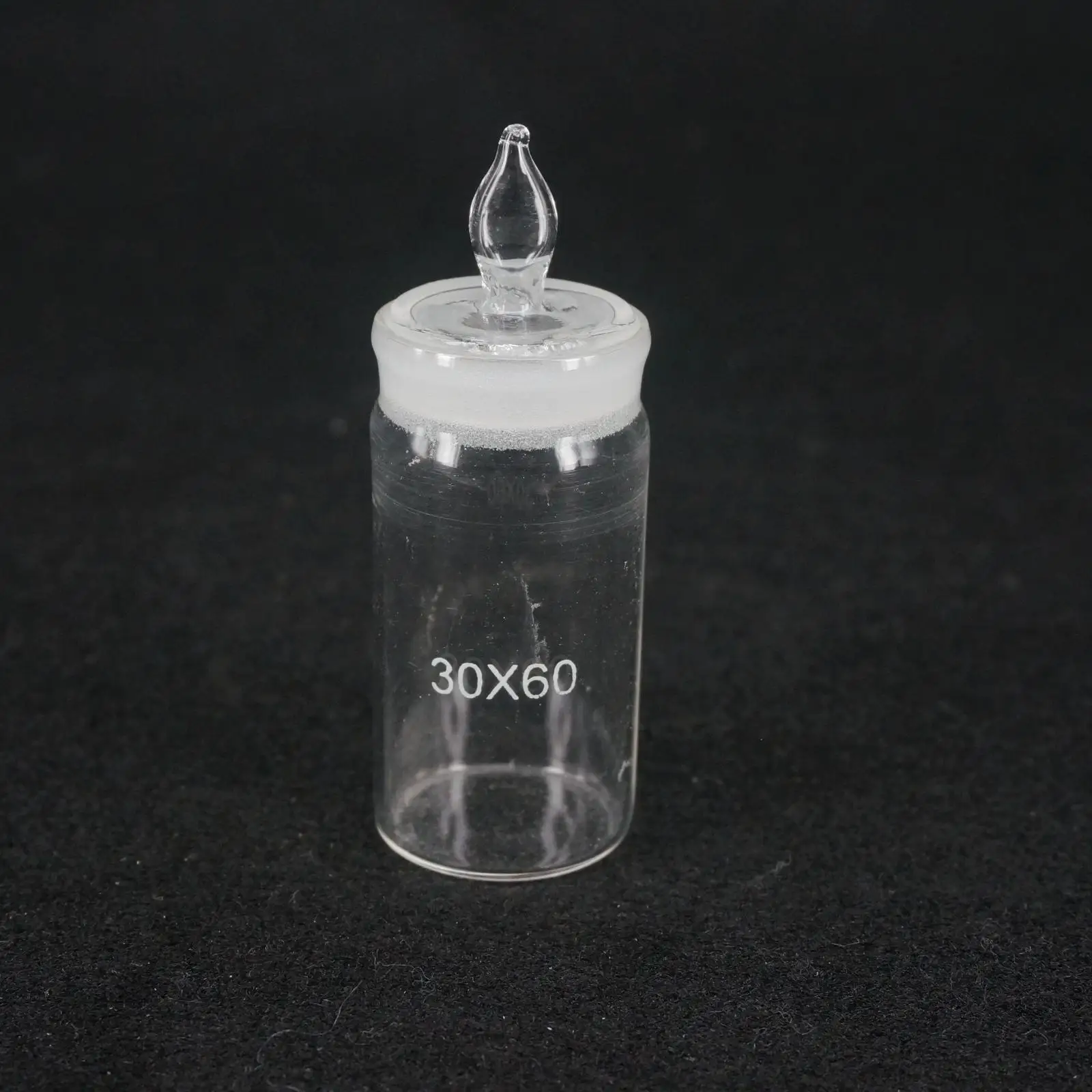 

30x60mm Glass Weighing Bottle In Low Form Glass Weighing Specific Gravity Bottle
