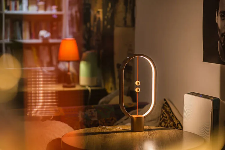 Постмодерн умный баланс Ночной свет Магнитный кибер знаменитости лампа спальня прикроватный светодиодный ночник с USB вилкой Бесплатная