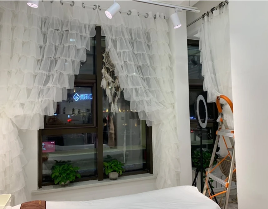 Modern Fashion Cupcake Layer Curtains Korean Black White Lace Sheer Curtain for Living Room Girls Room Romantic Ruffles Cortinas