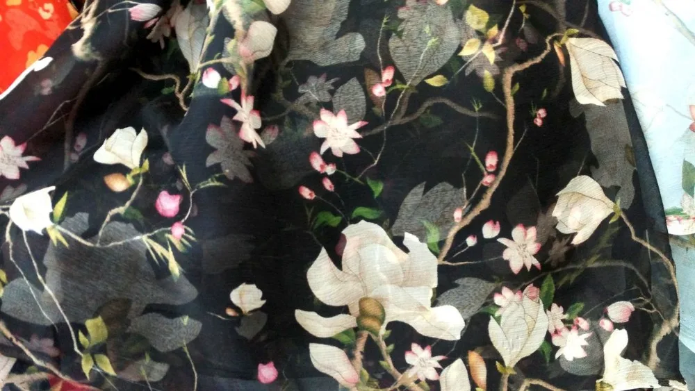 

New Pure Natural Mulberry Silk Chiffon Fabric Black Pink Flowers Digital Prints Fabrics Tissus Au Metre Textile Sew Women Dress