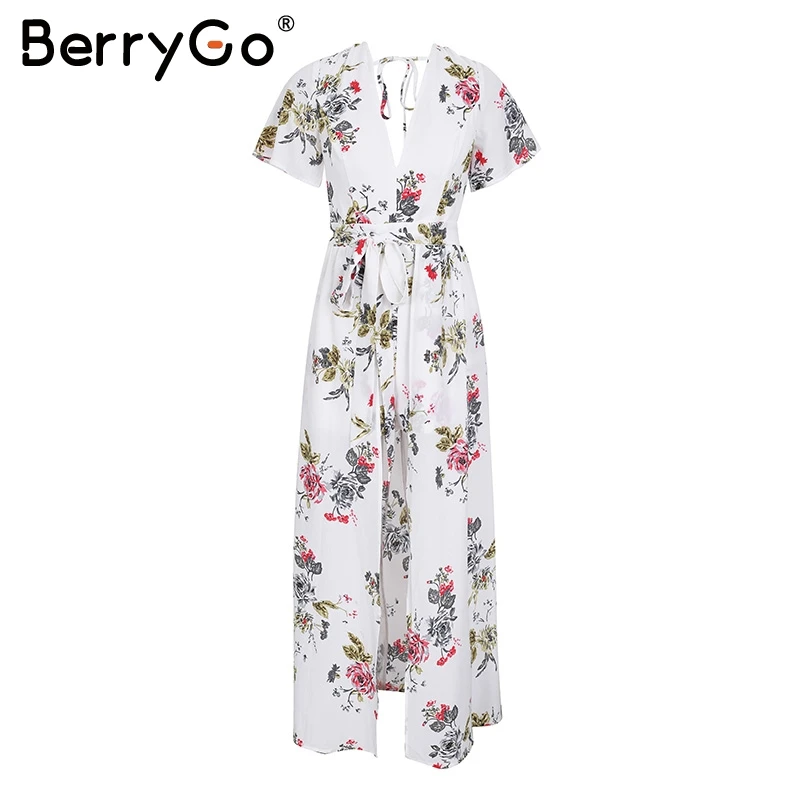 Женский костюм комбинезон в полоску BerryGo шифоновый короткий с открытой спиной и