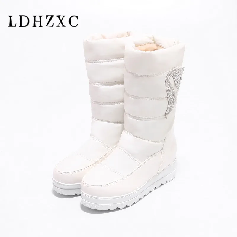 Beste LDHZXC 2018 nieuwe winter vrouwen snowboots mode mid kuit laarzen hoge hak vrouwen schoenen winter party schoenen het zwart en wit