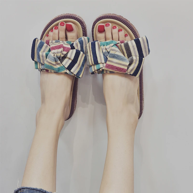 Мягкие тапочки Chanclas Plataforma с бантом женские пляжные вьетнамки на платформе и