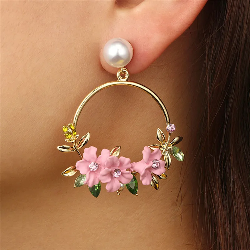 

Woman Earrings Elegant Flower Large Circle Earrings Fashion Simulated Pearl Rhinestone For Women Boucle D Oreille Femme 2019