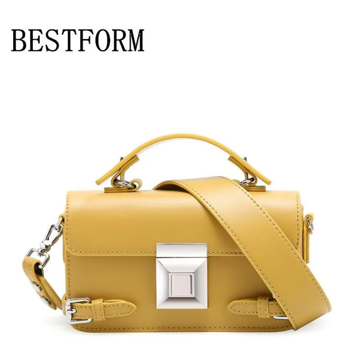 

100% leather handbags Fashion Messenger bag New European and American leather versatile shoulder bag locomotive small square bag