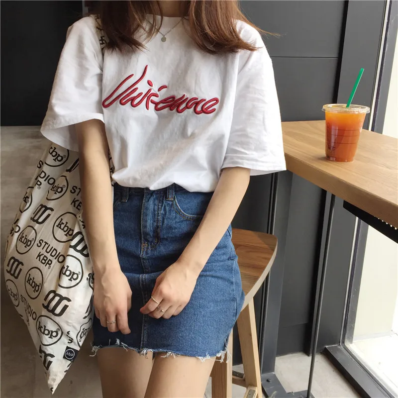 

2018 Summer New chic embroidery loose bf Harajuku short-sleeved T-shirt female Slim large size women's T-shirt female DT021