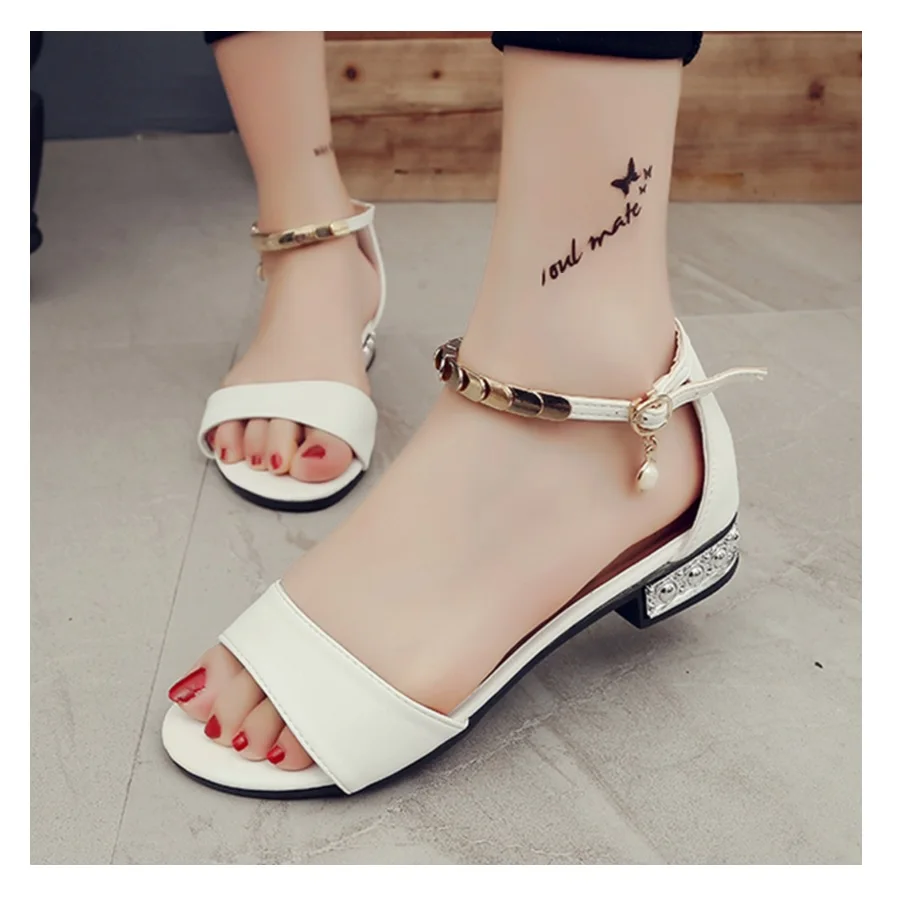 flat sandals 2017