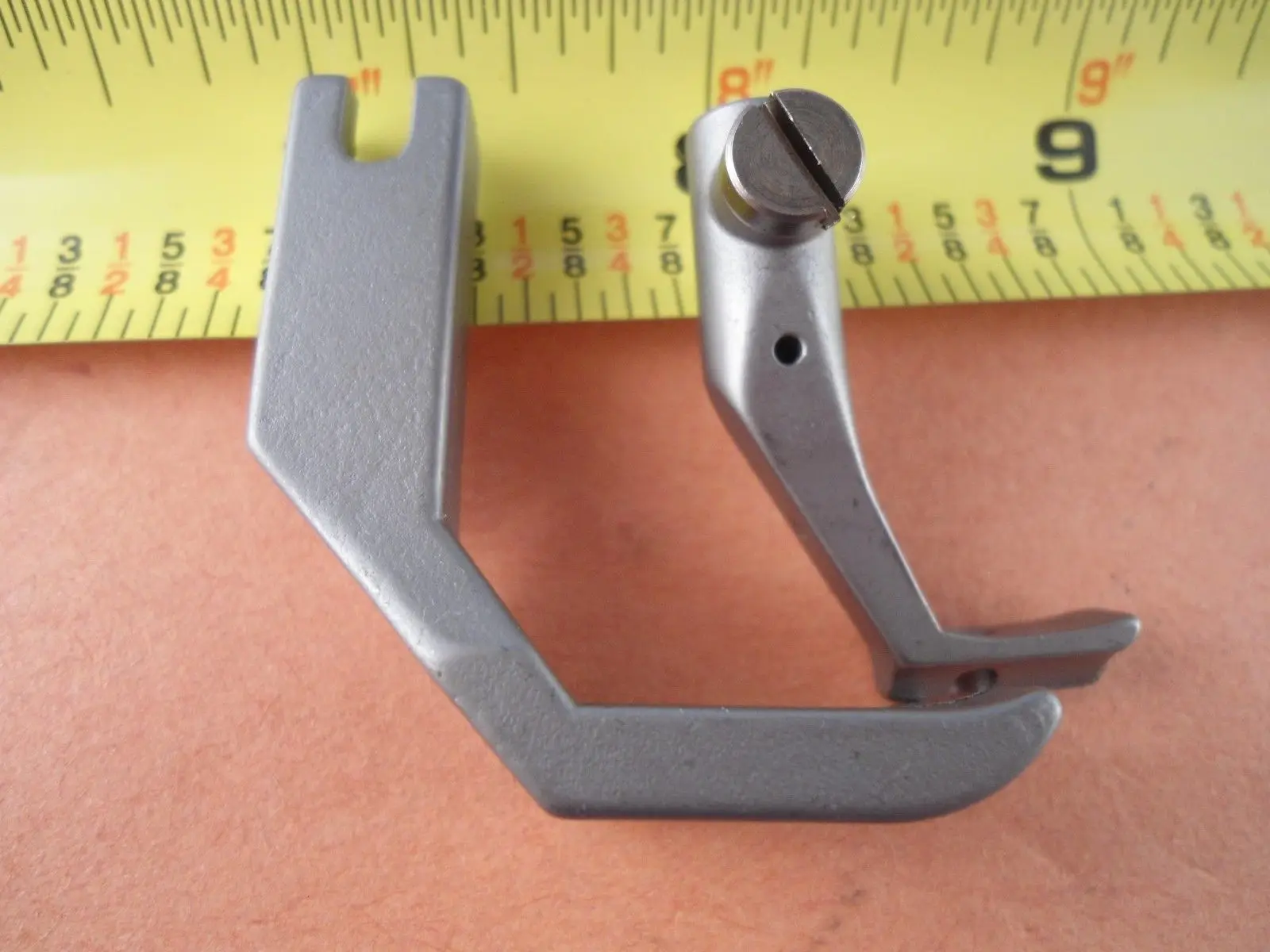 EVERNICE Kederfuß Für Adler Nähmaschinen - 3/16 Zoll Gerändelte Unterseite