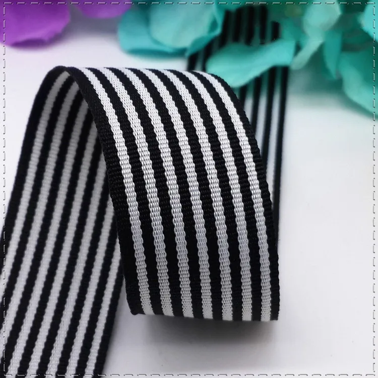 

Hot sale (1meter/lot) 2.5CM Between black and white ribbon Stripe Ribbon Belt DIY Handmade Sewing clothes Supplementary Material