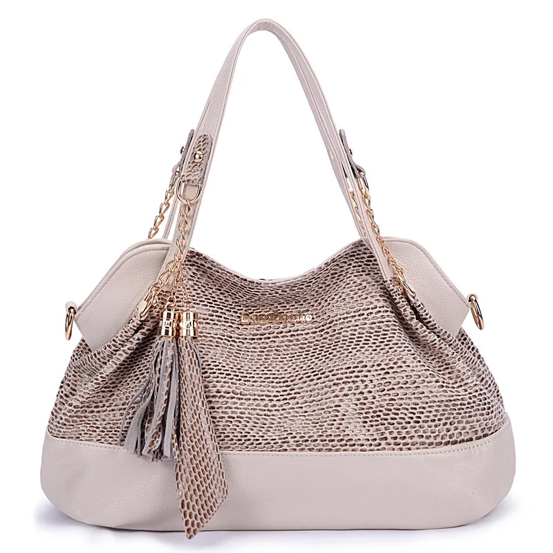 2016 new Korean version of the shoulder diagonal bag handbag fashion chain tassel sequins