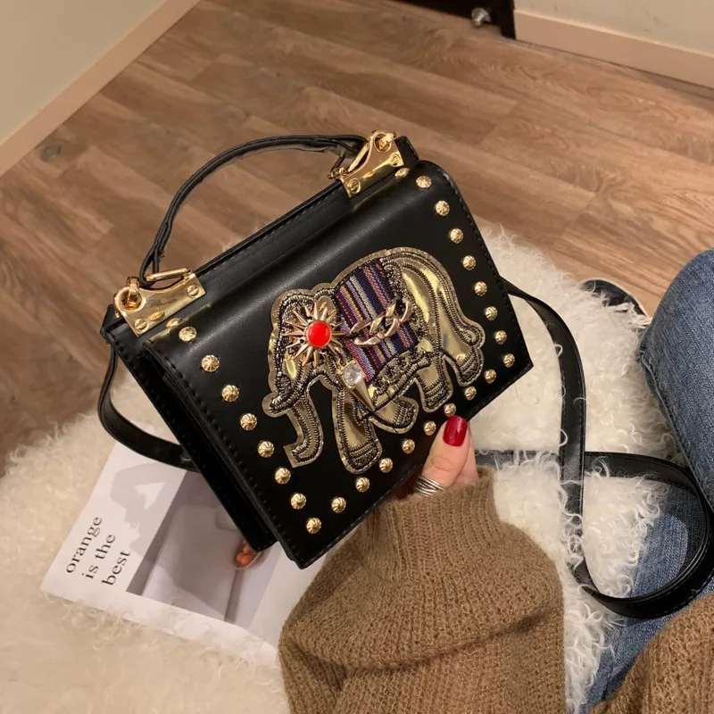 

Elephant Rivet Shoulder Bag Fashion Women Handbags Retro Casual Crossbody Bags For Women Portable Cell Phone Small Flap Bag 2019