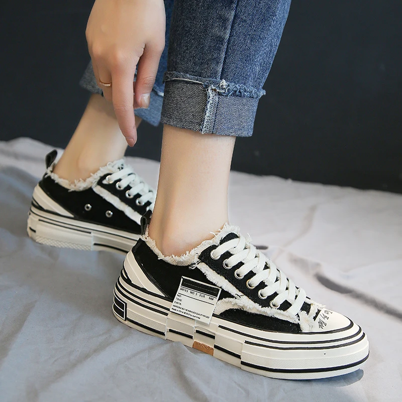 

2019 Spring/Autumn New Women Casual Platform Sneakers Fashion Brand Designs Fringe Sneakers Student Sports Shoes