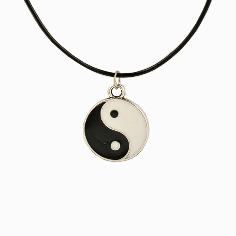 

2014 New Hot Selling Tai Chi Best Friend Necklaces & Pendants YinYang Necklace Black&White ZInc Alloy Sign jewelry Magic Sign