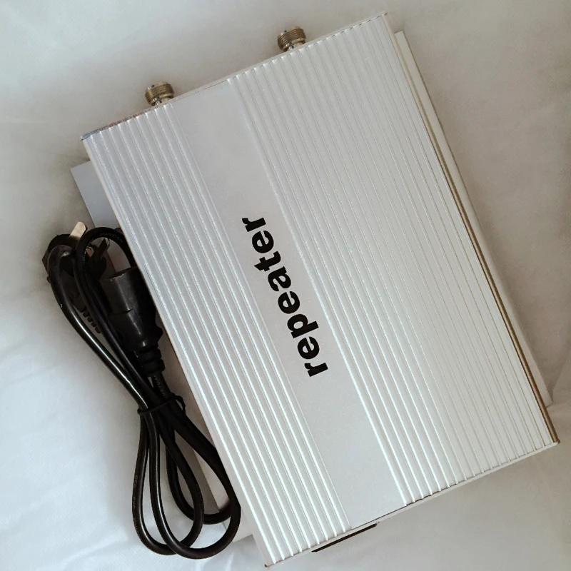 gain 80dB big power 2w 33dBm GSM 900Mhz celular booster mobile phone signal repeater GSM amplifier big project use