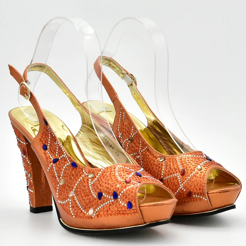 Assortis Sacs Les bleu argent orange Sac Décoré Red Parti green Orange Nigérian Italiennes Strass Couleur or Avec Et Chaussures Royal Ensemble wxUwYHXqI