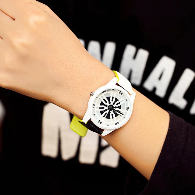 Newest designer BGG Brand unisex leather Watch Women Fashion Lovers' Casual watc Newest designer BGG Brand unisex leather Watch Women Fashion Lovers' Casual watc
