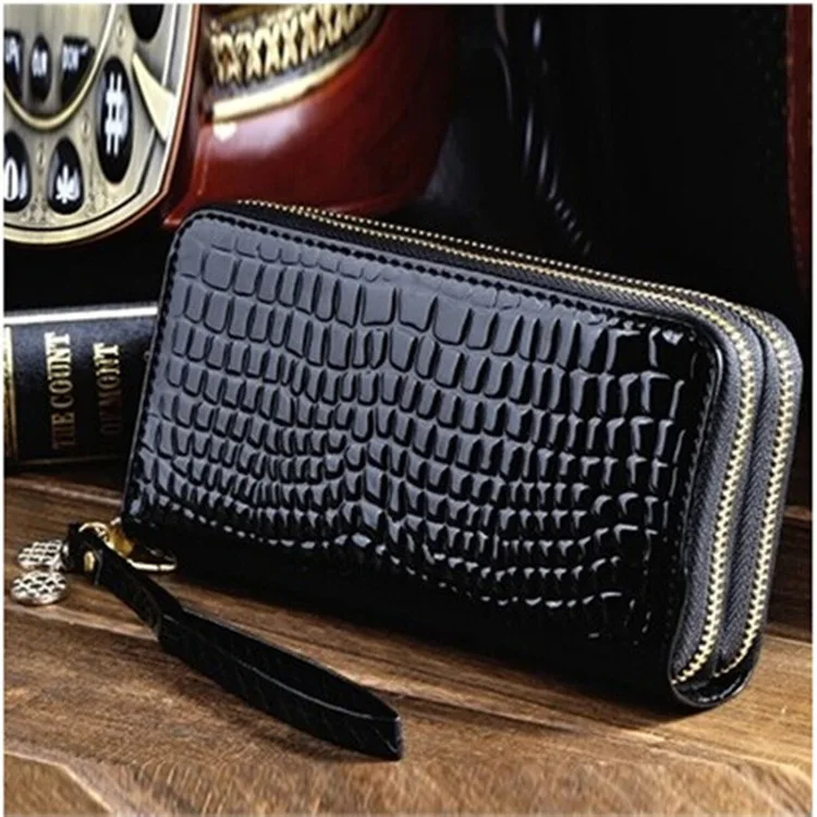 

Fashion Glossy Black Alligator Synthetic Leather Mini Women Wallet Long Purse Solid Colour Two Zippers Small Ladies Handbags