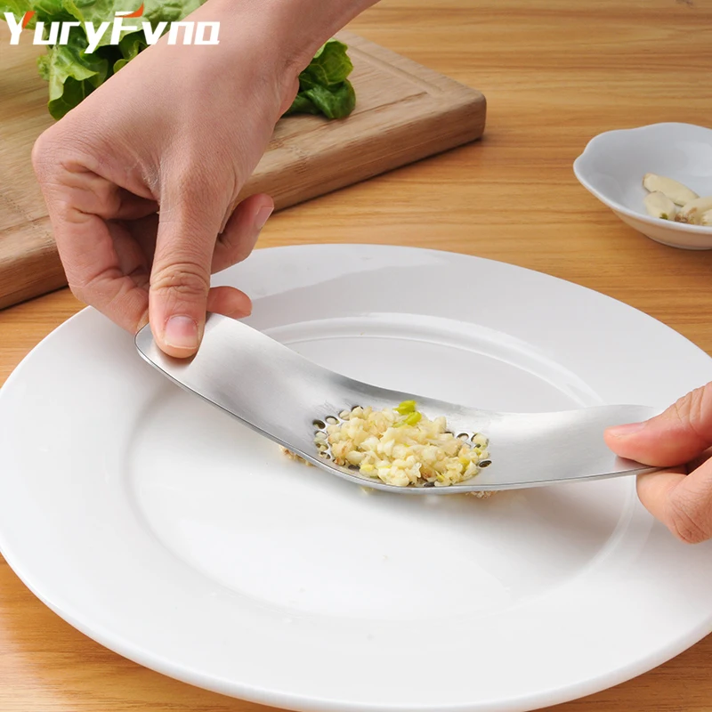 

YuryFvna Garlic Press Stainless Steel Garlic Rocker Chopper Mincer Planer Cutter Ginger Crusher Peeler Grinding Slicer