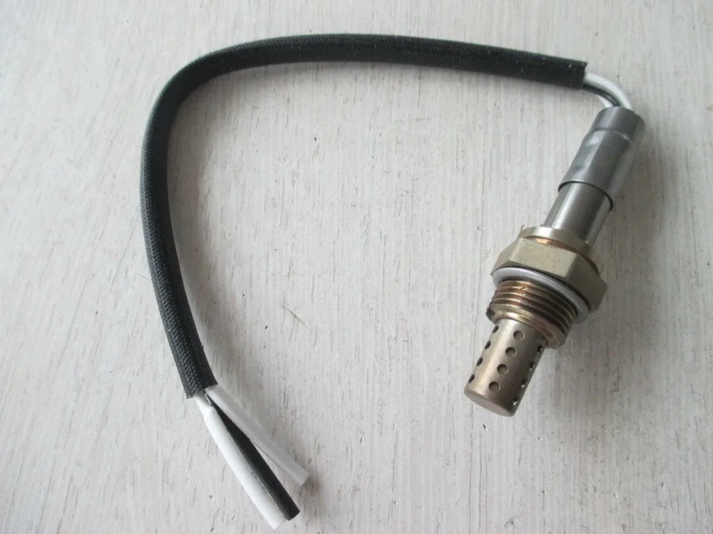 free shipping Universal O2 oxygen Sensor for Seat car CORDOBA