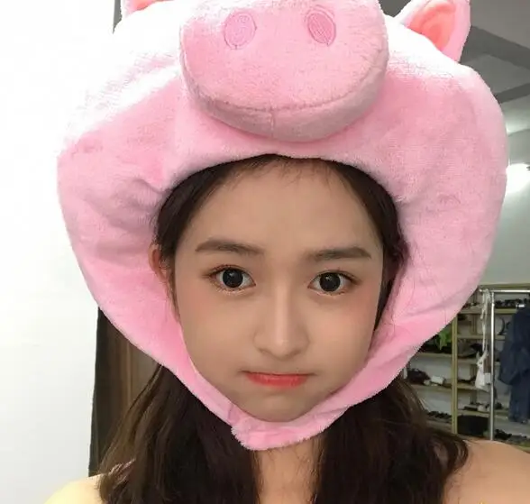 

Candice guo! cute plush toy soft sweet cartoon piggy pink pig head hat headgear Photo Props girls birthday Christmas gift 1pc