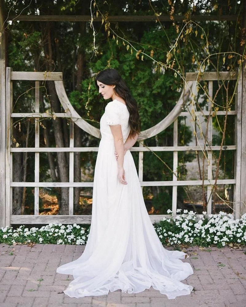 summer-lace-chiffon-modest-wedding-dresses (2)_
