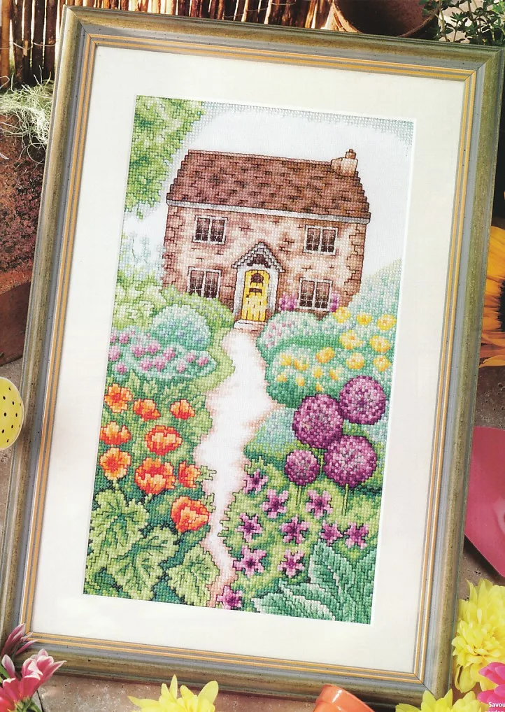 CS-974 summer house home cottage villa in flower flowers.jpg