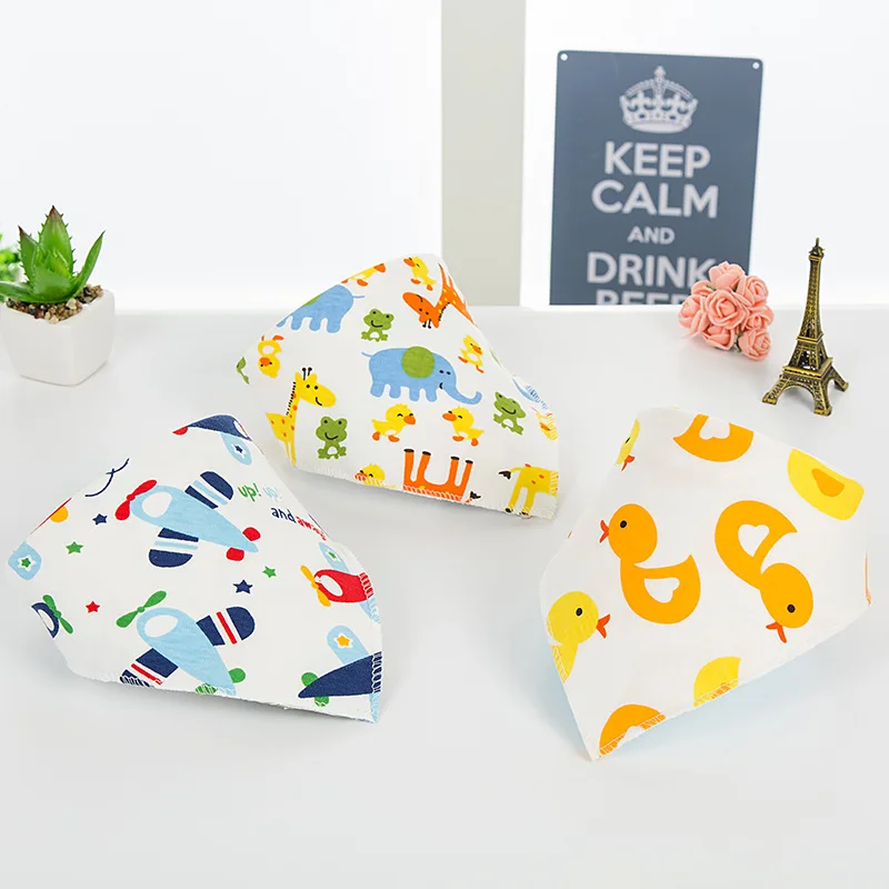 

Baby Feeding Apron Cotton Turban bib Double Cotton Cartoon Printing Anti-slobing Double-sided Button triangle saliva towel