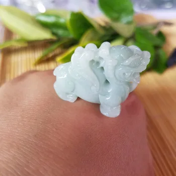 

Exquisite original stone Pure manual sculpture double color god beast pixou pendant bead string necklace charm male style