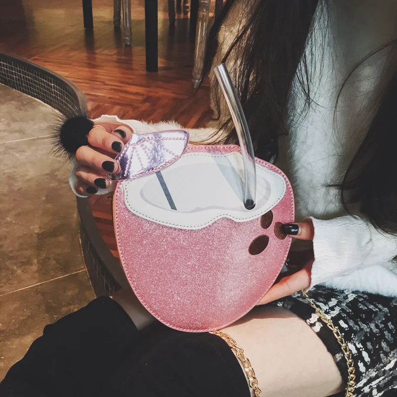 

2019 korean version of the new wave of female bag ulzzang chic personality sequined coconut bag chain bag messenger bag small