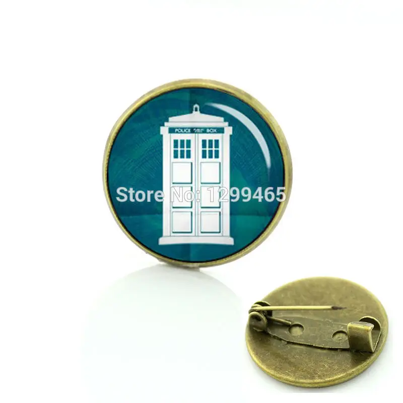 

Steampunk telephone booth brooches Elegant and charming Chrono Cross pins Doctor who time lord Tardis badge T620