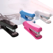 1 шт. милый Kawaii Мини-степлер с мультипликационным рисунком офисные школьные принадлежности Staionery Скрепка переплет книга Детский подарок