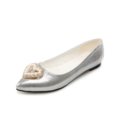 Chainingyee/милые стильные пикантные лоферы с острым носком для свиданий; модная удобная женская обувь на плоской подошве, украшенная стразами, в форме сердца; большие размеры - Цвет: silver