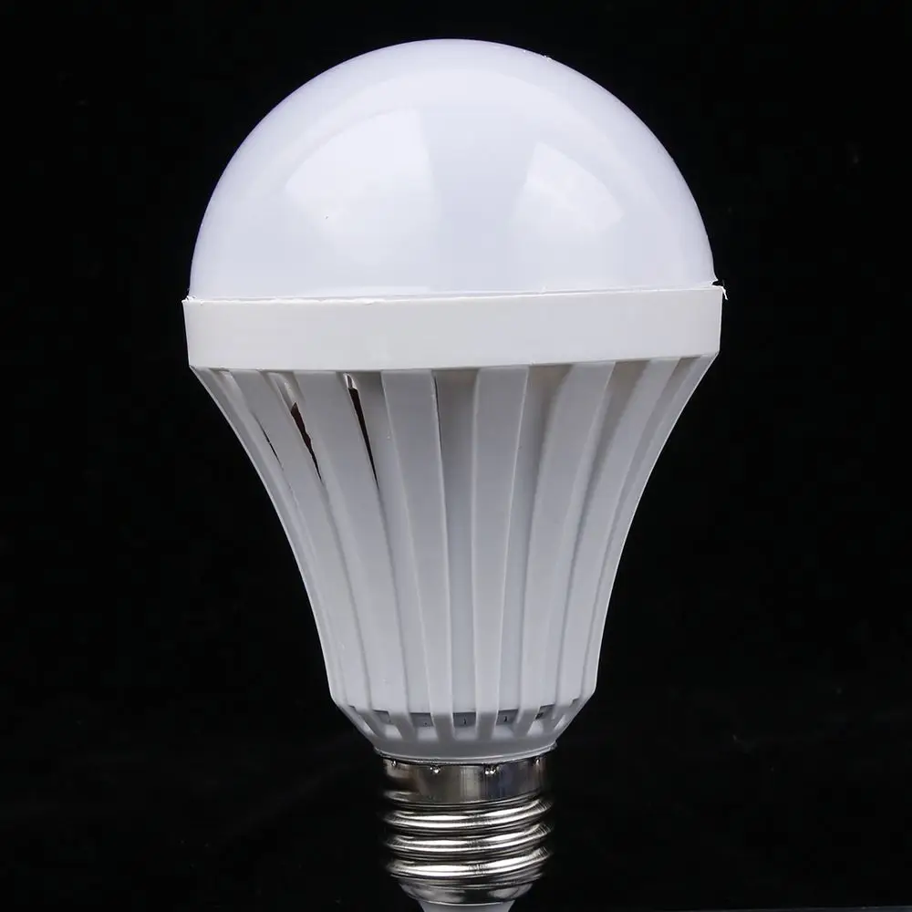 

New Smart LED 5W 7W 9W 12W Rechargeable Intelligent Lamp Emergency Light Bulb