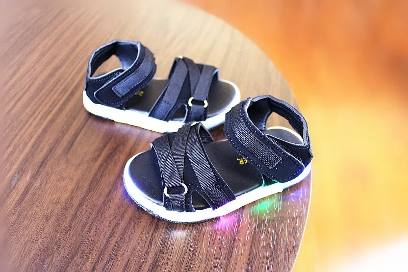 Лидер продаж, летняя детская обувь, сандалии для малышей, обувь со светодиодной подсветкой, Детские легкие Яркие кроссовки Alexandr Mcqueen