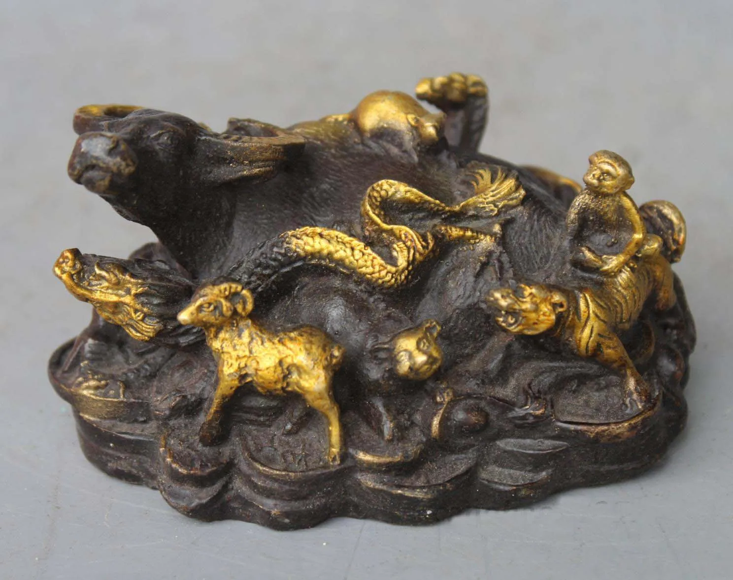

Chinese Folk Feng Shui Red copper gilt Zodiac mouse Voles Statue