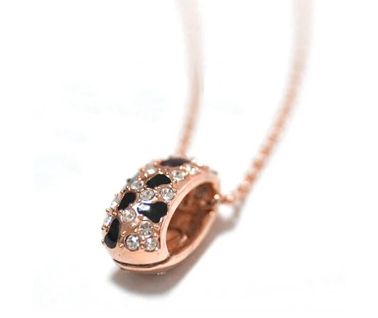 

Wholesale Gold color plated Leopard design Austrian crystal necklace pendant chain fashion women jewelry christmas gift 1347
