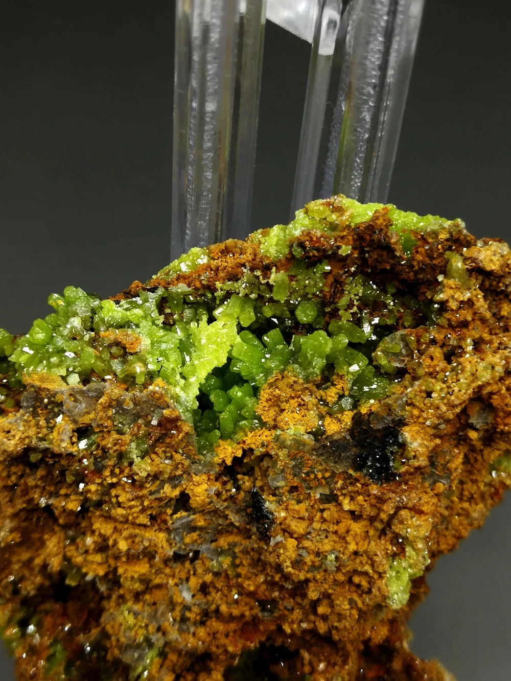 

64g Natural RARE Pyromorphite green lead ore natural mineral crystals teaching specimen collection from China