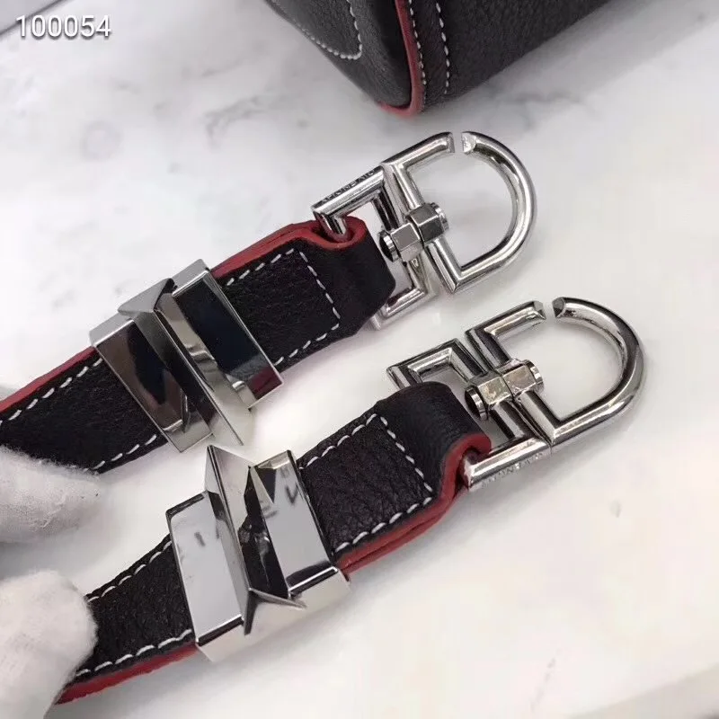 _201810231313037