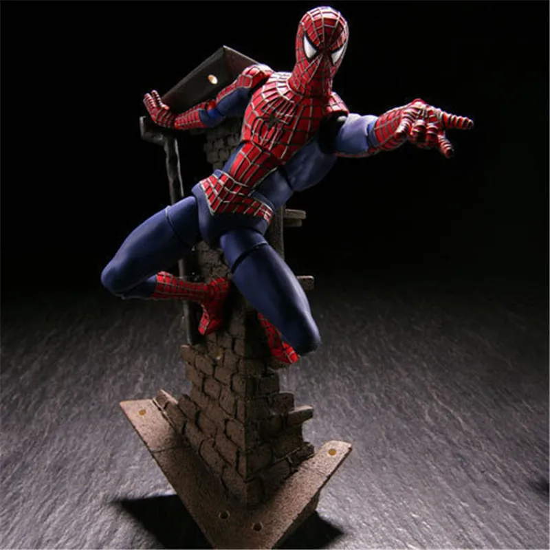 

SCI-FI Revoltech Series NO.039 Spider-man Spiderman Figure Juguetes PVC Action Figure Kids Toys Brinquedos 14cm