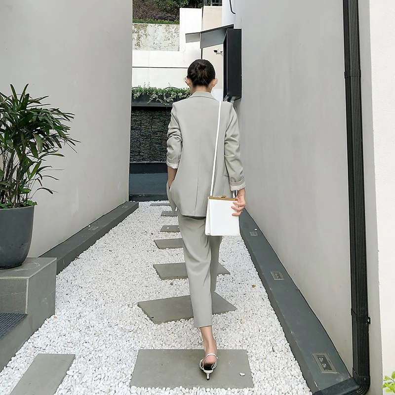 Suit two-piece 2019 autumn new women's Korean version of the loose retro small suit jacket temperament casual pants suit