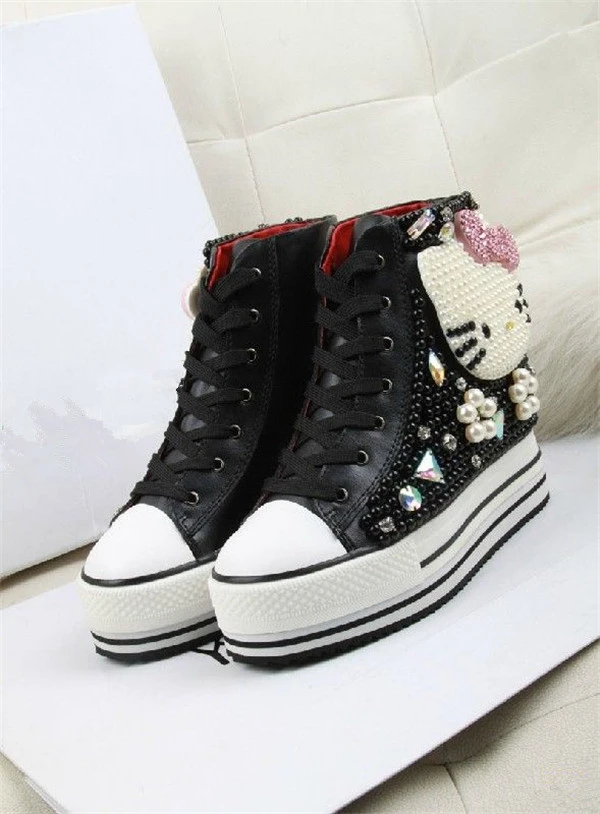 hello kitty platform shoes