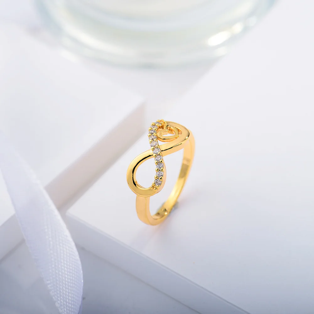 

QGGLE Finger Ring Copper Rhinestone Heart Rings Love for Women Female Gold Color Jewelry