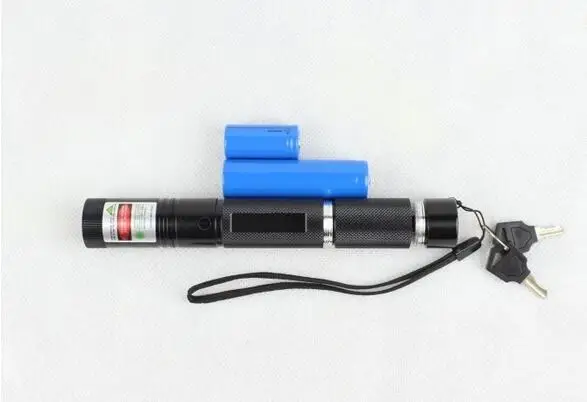 301 أخضر مؤشر الليزر 100000 متر 532nm multipurpose تعديل التركيز حرق مباراة ليزر مضيا مع مفتاح قفل آمن 301 أخضر مؤشر الليزر 100000 متر 532nm multipurpose تعديل التركيز حرق مباراة ليزر مضيا مع مفتاح قفل آمن