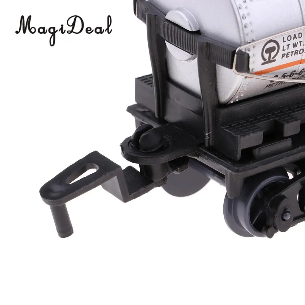Simulation Train Oil Transport Tank Car Tanker Truck Model Diecast Vehicle Children's Toy Car Gift