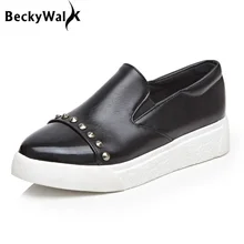 Туфли на платформе без шнуровки женские лоферы Демисезонный повседневная женская обувь Острый носок Заклёпки Sapatos femininos большой size42 43 wsh2250