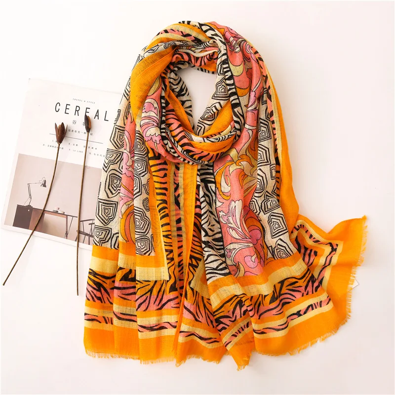 

Women Scarf Trropical Print Boho Shawl Ethnic Scarves Beach Scarves Luxury Brand Big Head Scarf Cotton Lady Ponchos and Capes