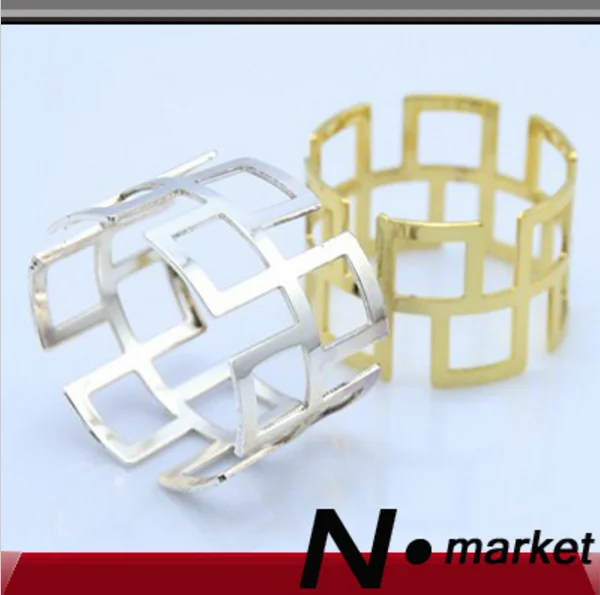 empty great wall napkin ring 