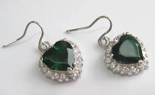 

Latest Round Crystal With Heart-shape Earring ER00084 10mm 5.29